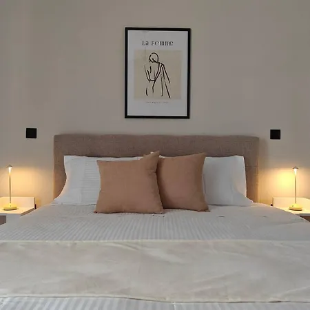 Orchidea Flat Tripoli