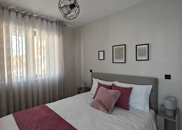 Orchidea Flat Tripoli